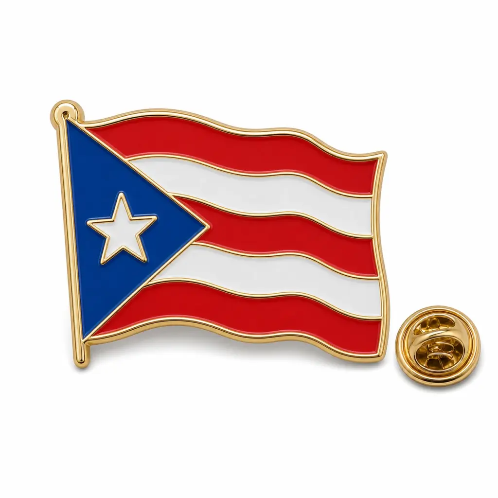 Épingle personnalisée en émail souple avec le drapeau de Porto Rico en forme de vague et une pochette de papillon sur fond blanc.
